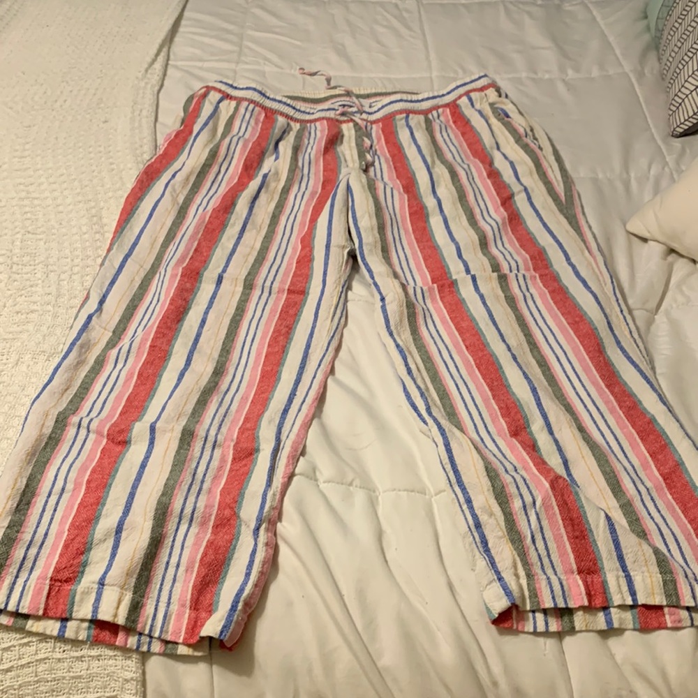 XL Old navy striped canvas draw string pants with pockets.